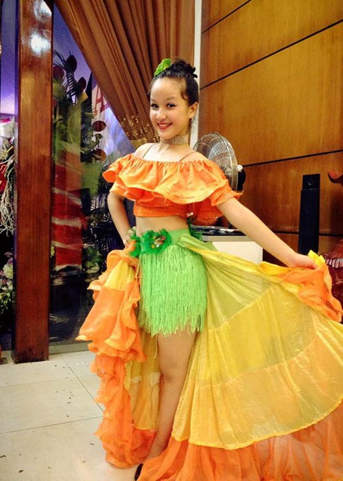 Nhan sac nhu hoa hau cua hot girl Vietnams Got Talent-Hinh-7